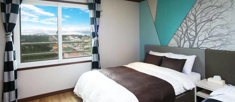 Seongsan Aqua Beach Hotel Согвипхо Экстерьер фото