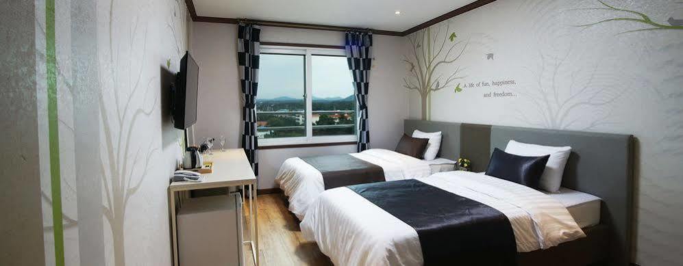 Seongsan Aqua Beach Hotel Согвипхо Экстерьер фото